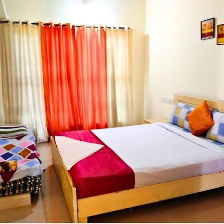 Golden Magnolia Homestay Бангалор Экстерьер фото