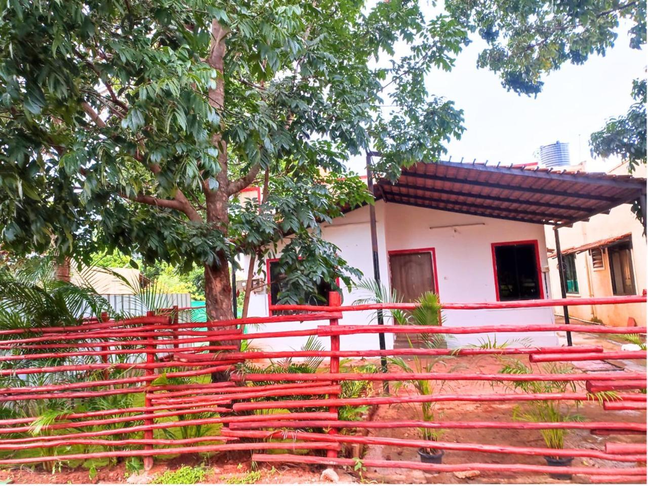 Golden Magnolia Homestay Бангалор Экстерьер фото